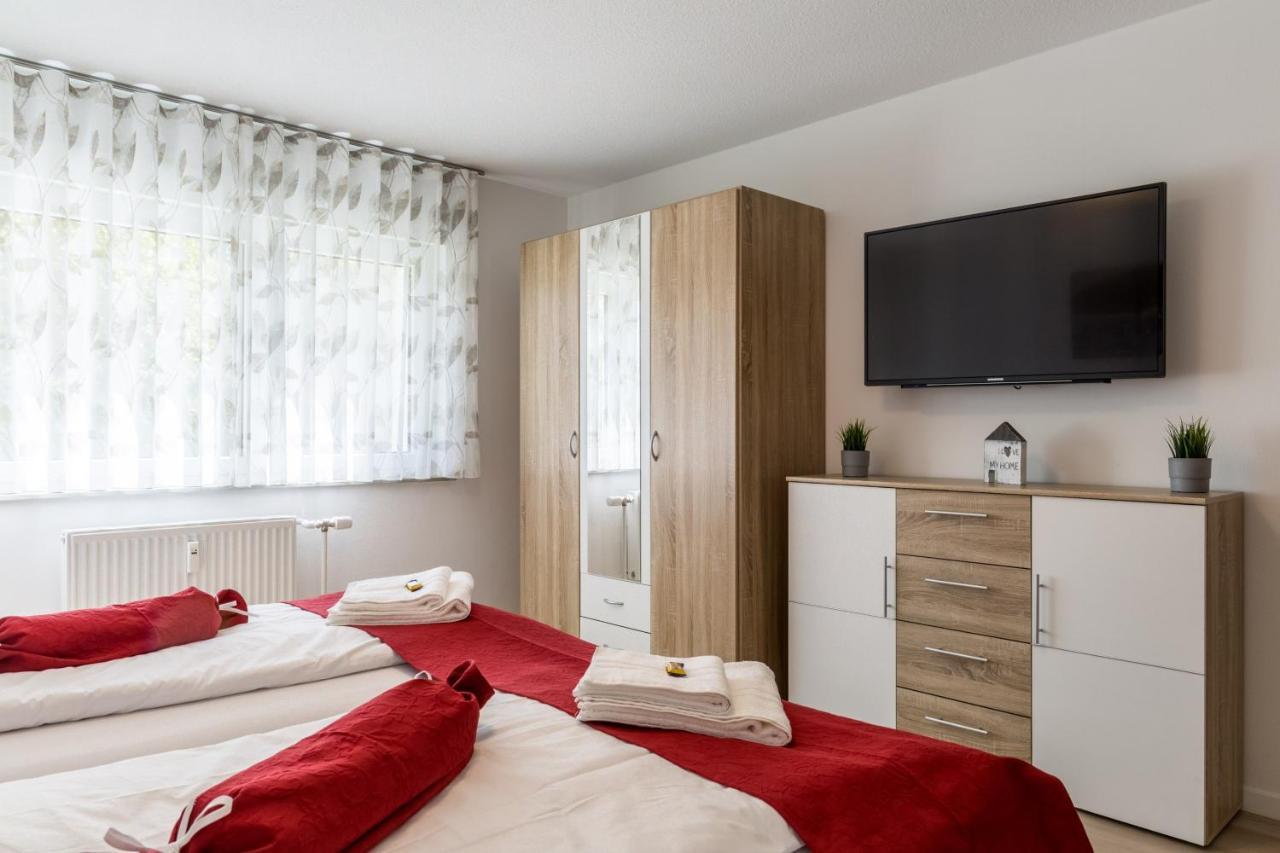 Apartment Eastside Mit 3 Zimmern Fuer Bis Zu 5 Personen Mit Balkon FDH Exterior photo